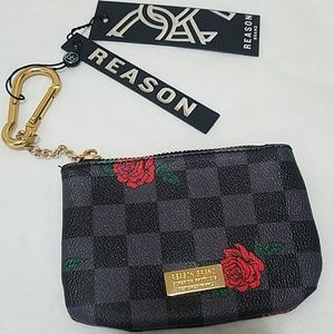 Reason designed INC cluch for ladies